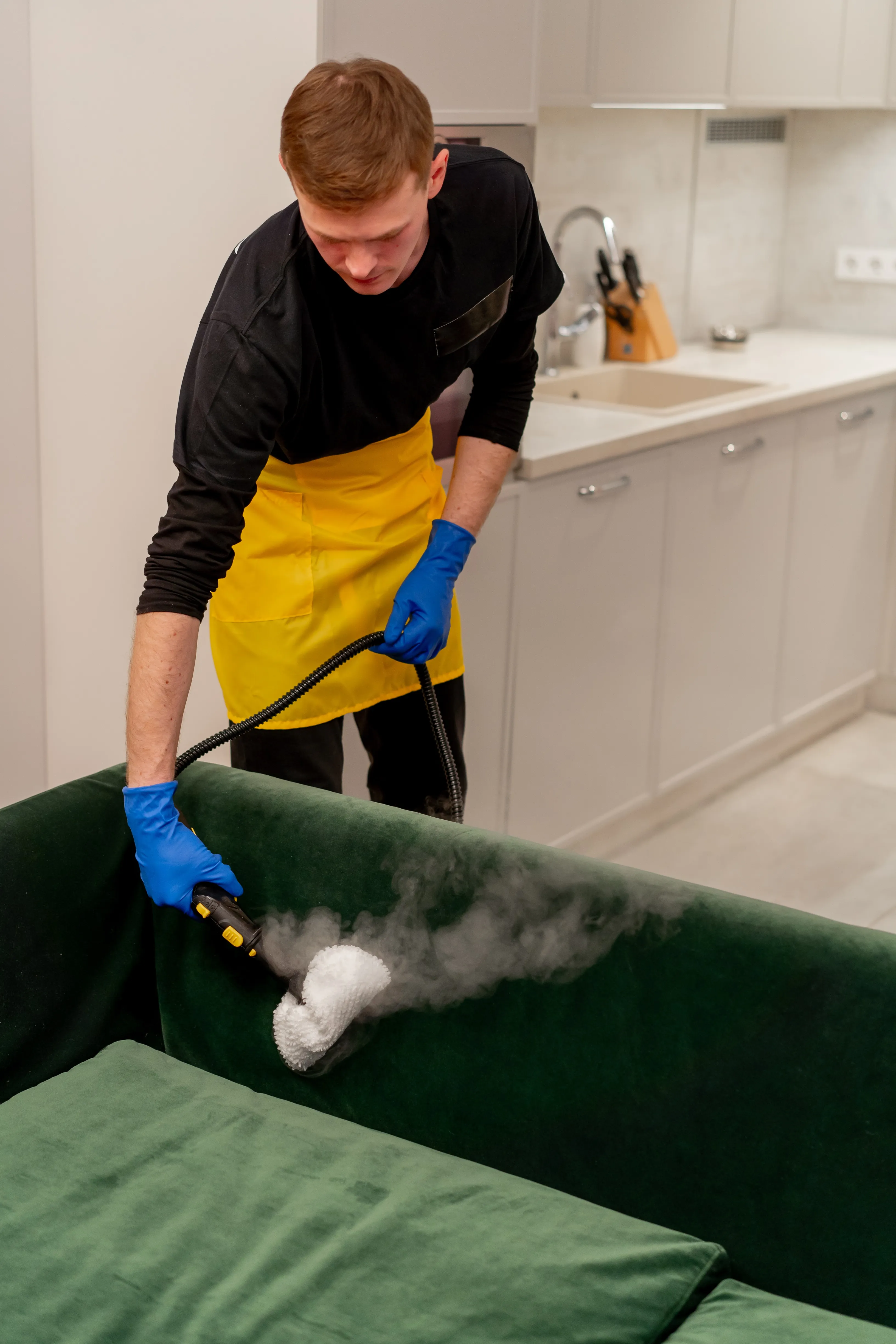 Why Upholstery Cleaning Zurich Transforms Your Living Space